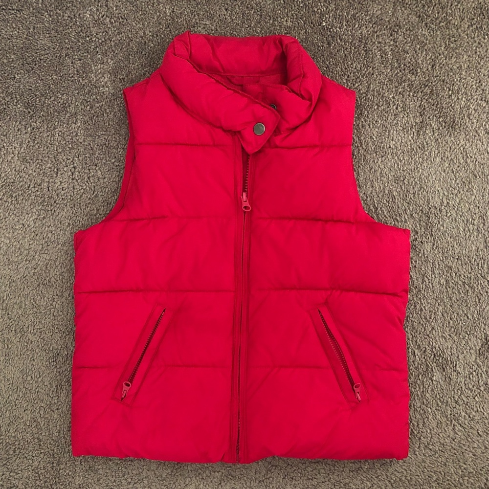 Girl’s puffer vest - Gap kids